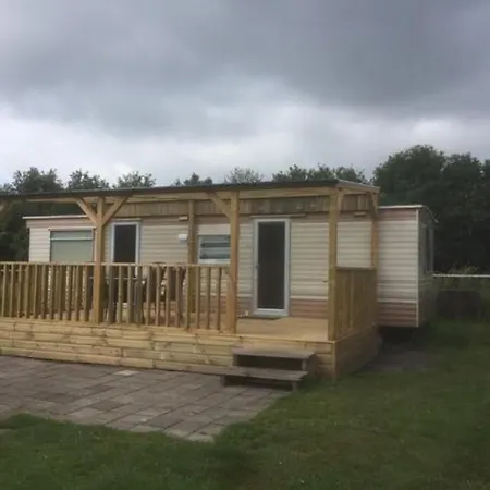 Campsite Stacaravan Op Camping De Peelweide